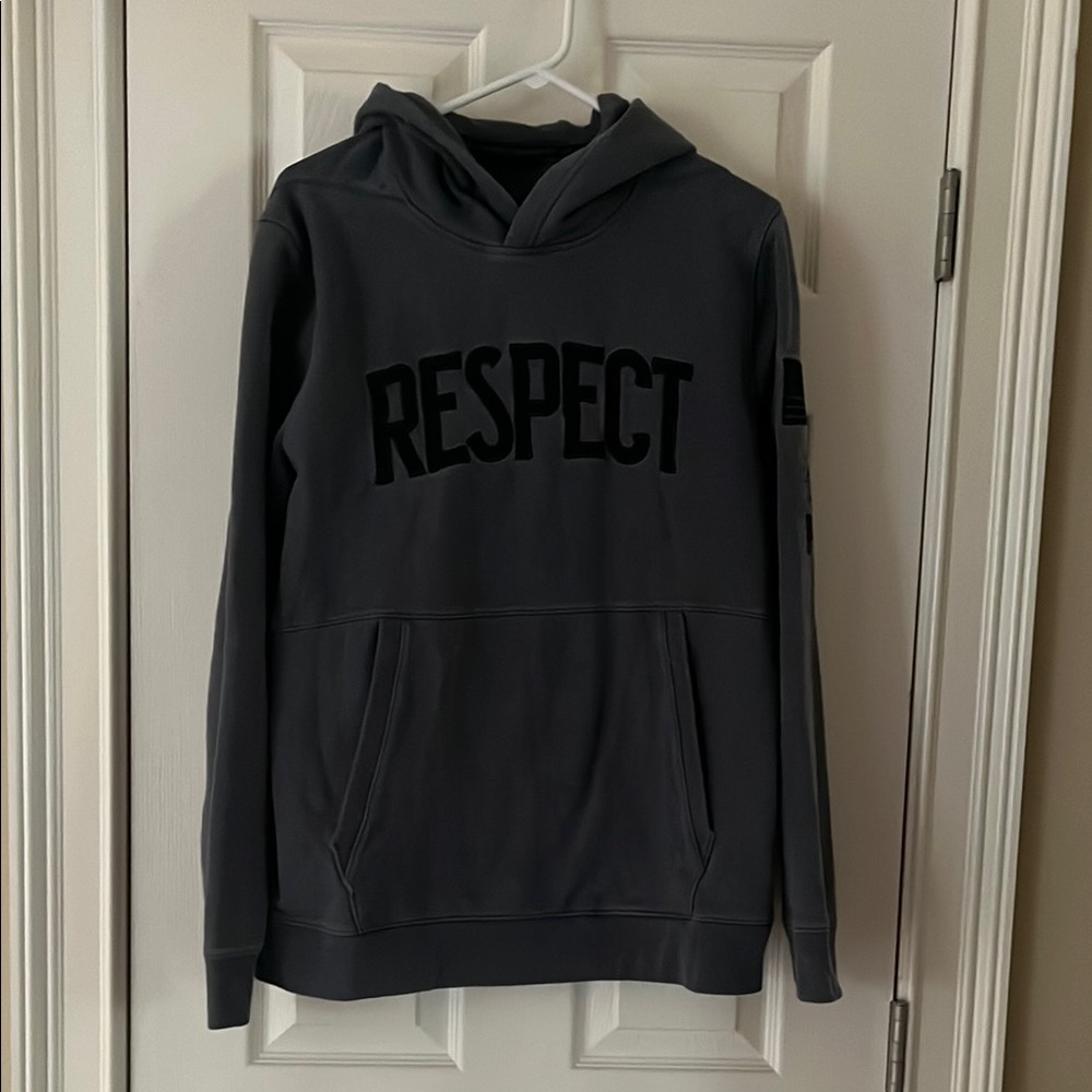 Under Armour Gray Sweater Athletic Style Cotton Blend